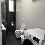 Sea Breeze Apartment, Qerret *
