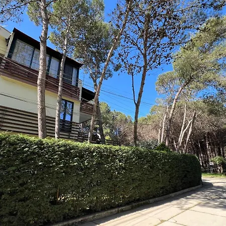 Sea Breeze Apartment, Qerret *