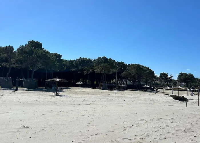 Sea Breeze Apartment, Qerret アパート